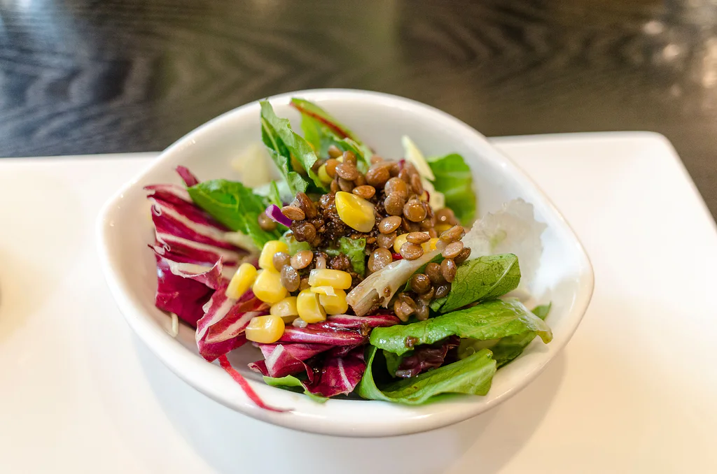 Yeşil mercimek salatası
